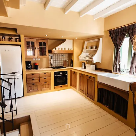 Grand كالافريتا