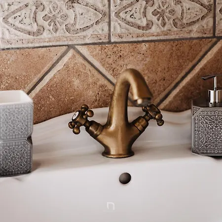 Grand فيلة كالافريتا