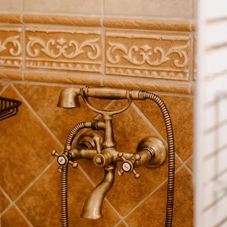 Grand كالافريتا