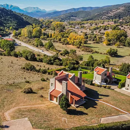 Grand فيلة كالافريتا